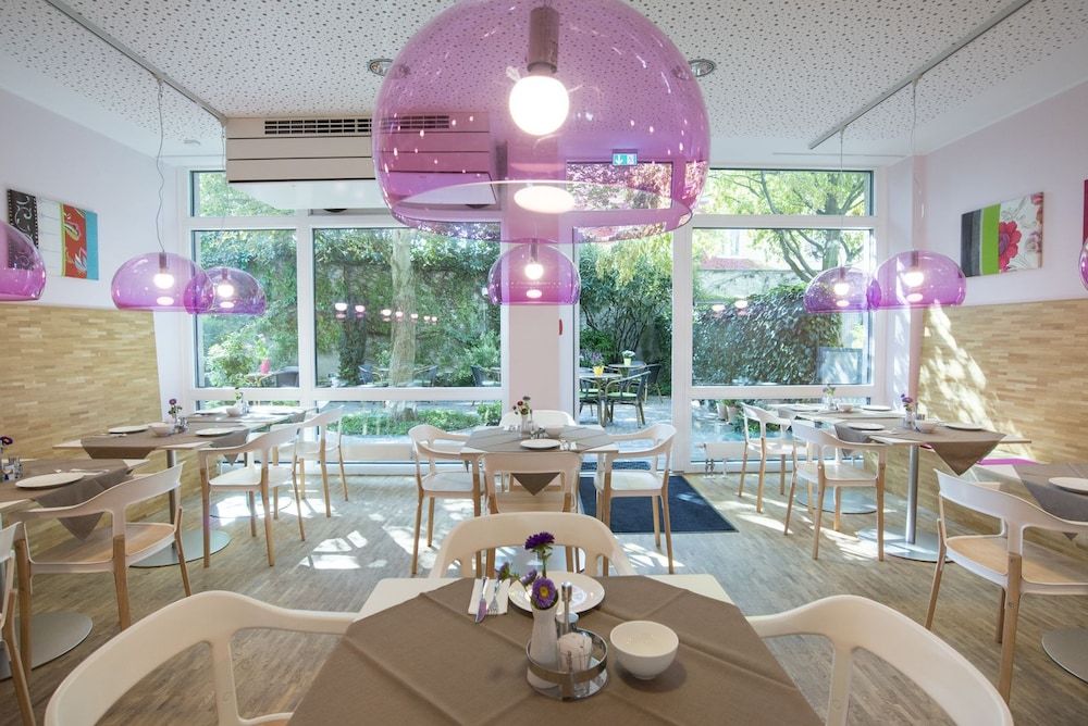 undefined fab Hotel 9