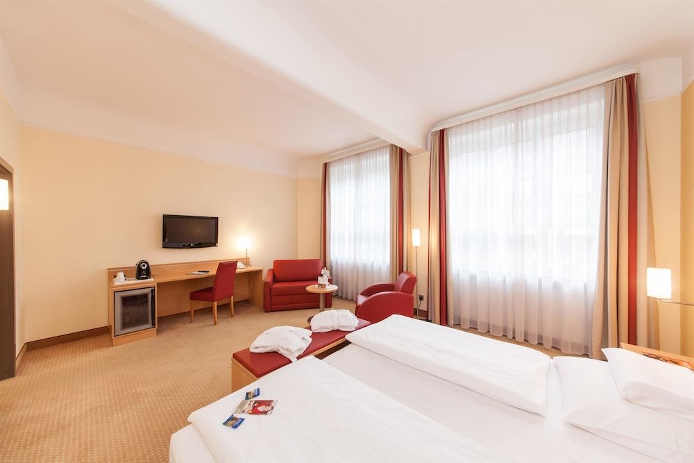 Hotel Offenbacher Hof Comfort Room, 1 Double Bed with Sofa bed 4