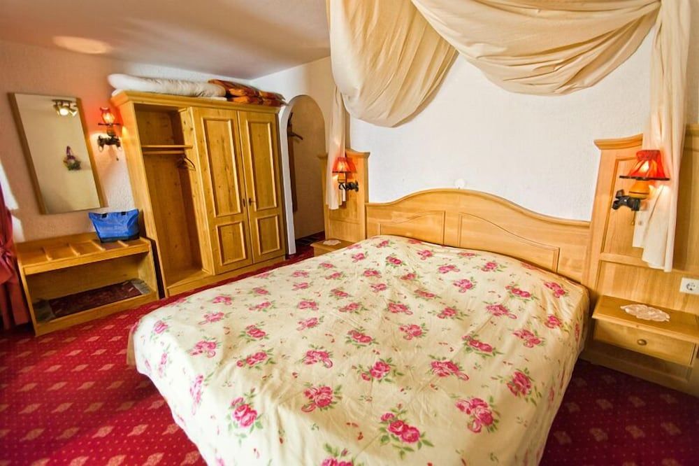 Romantic Double Room