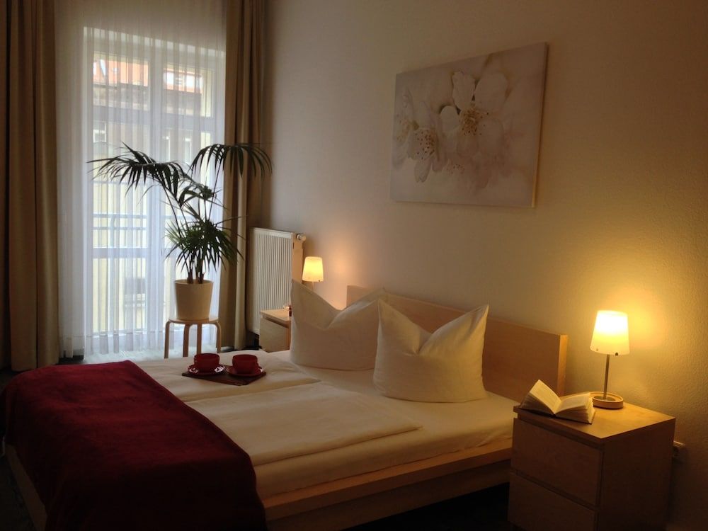 undefined Apartmenthaus Haus Feuerbach 6