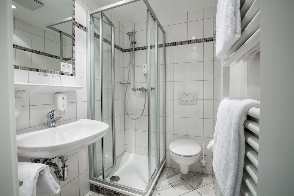 Parkhotel Ropeter Twin Room