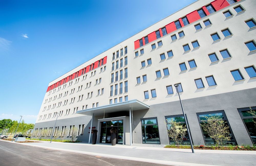 undefined Leonardo Hotel Munich City East 2