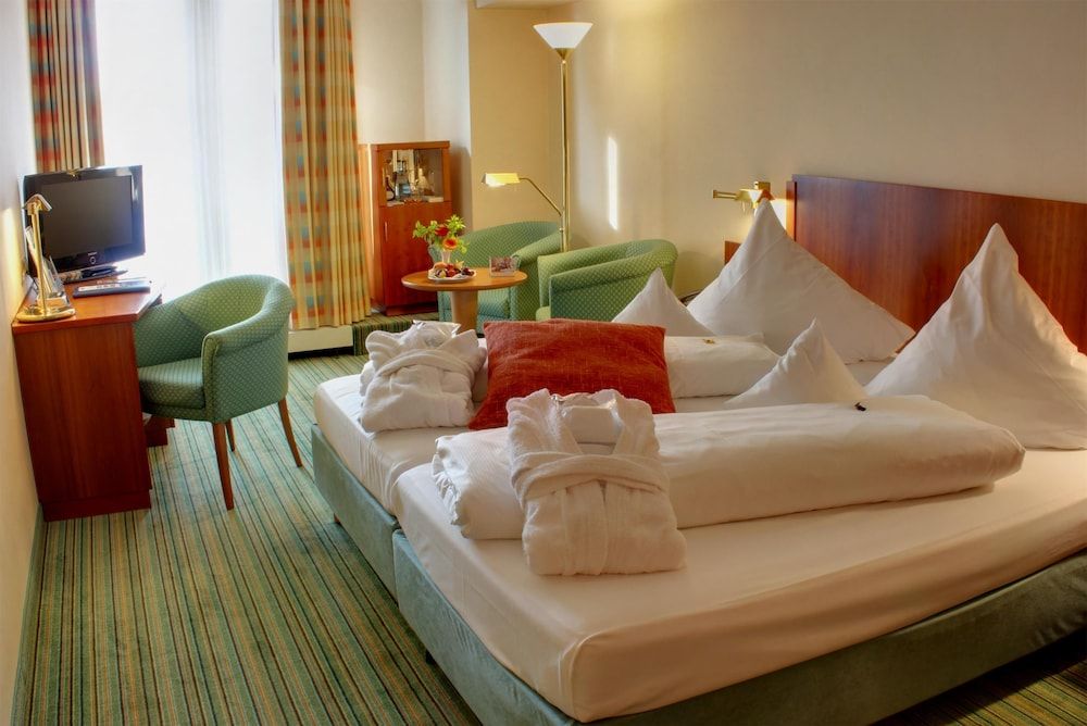 Best Western Premier Parkhotel Bad Mergentheim Business Room, 2 Twin Beds 3