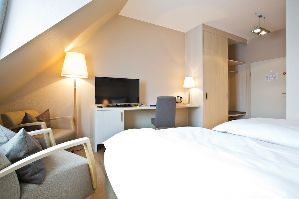 Best Western Plus Theodor Storm Hotel Standard Room, 1 King Bed