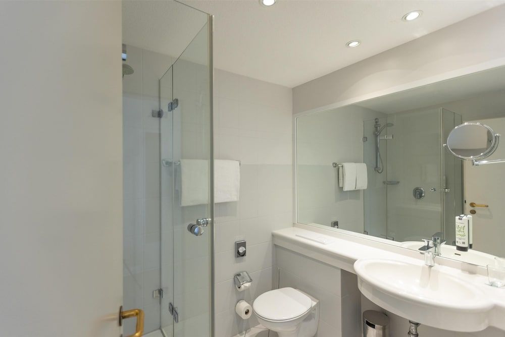 Best Western Plus Theodor Storm Hotel Comfort Room, 1 King Bed 24