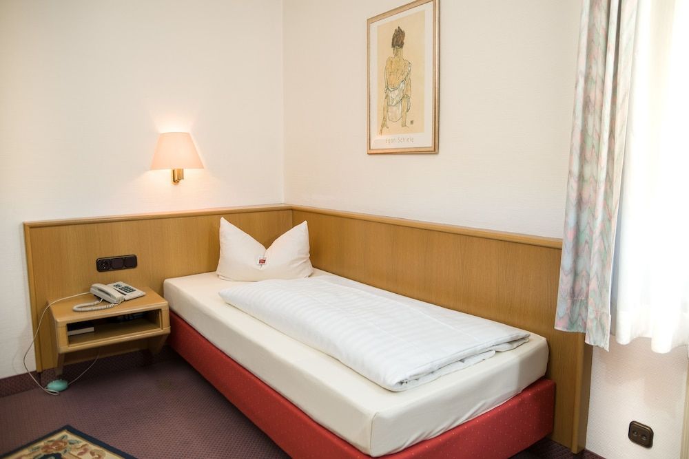 AKZENT Hotel Meerfräulein Standard Single Room 2