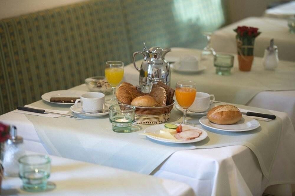 b0c653f46c3ea0eb92df6151d9a6e128