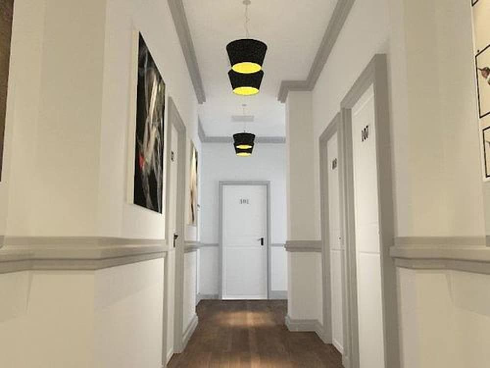 undefined Boutique 056 Hamburg Central 6