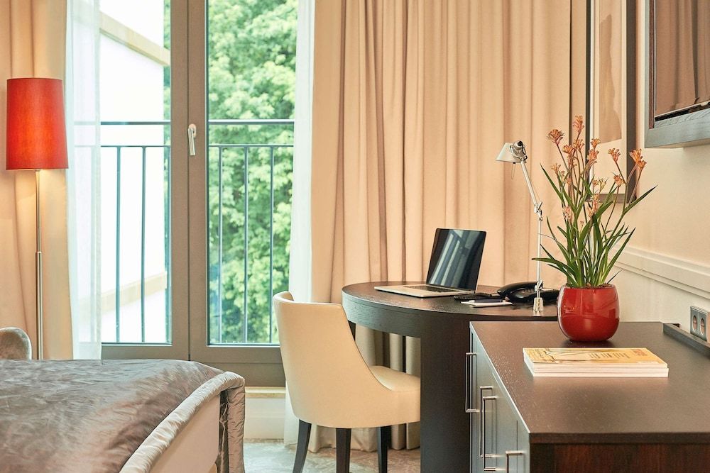 Dorint Hotel Frankfurt/Oberursel Comfort Suite 8