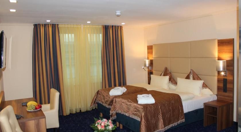 undefined Grand Hotel Empire Frankfurt 7