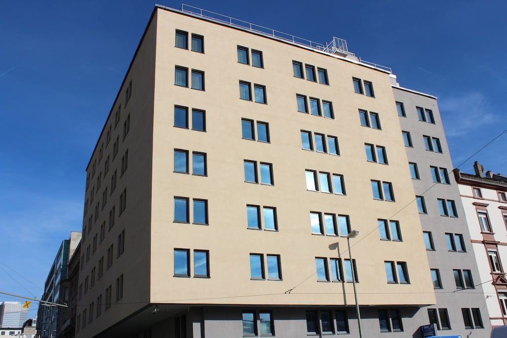 undefined Grand Hotel Empire Frankfurt 2