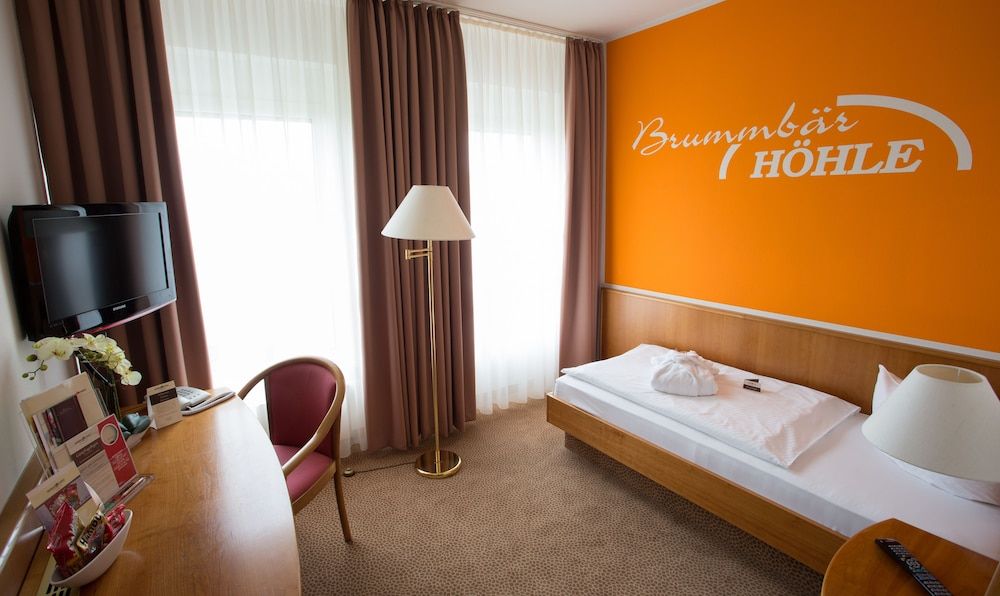 Hotel Sportwelt Single Room