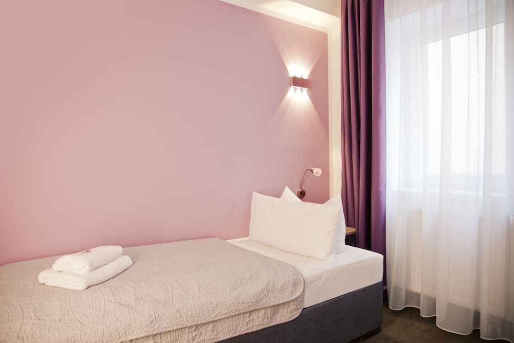 undefined Hotel Nikolai Residence 9