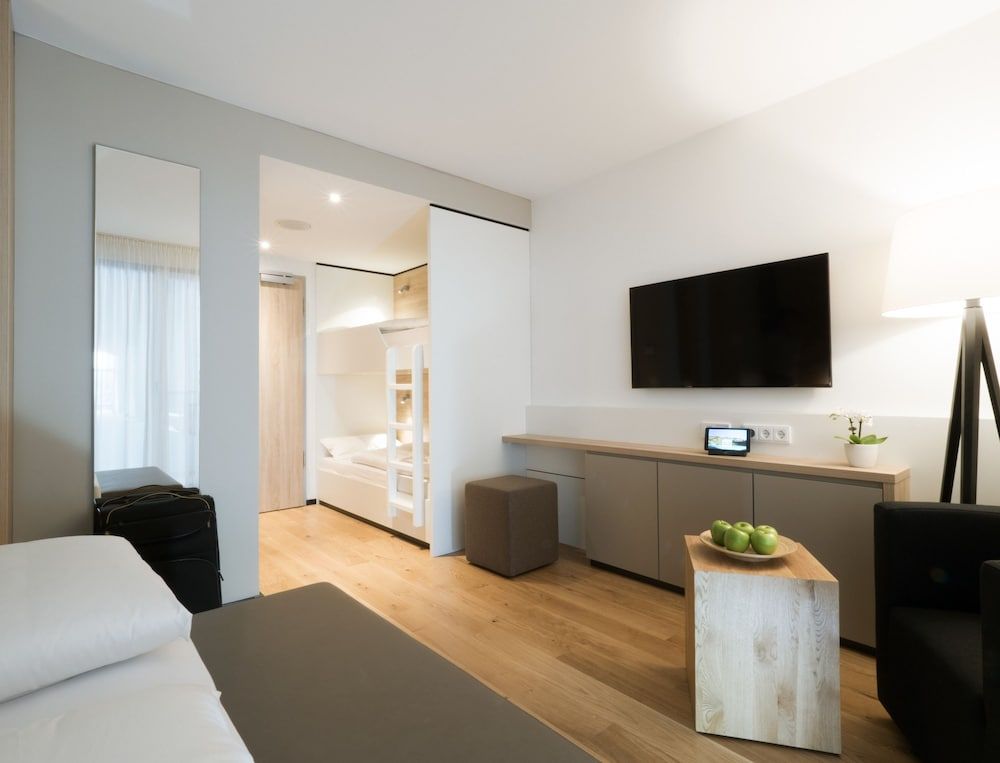 Childrens Theme Room