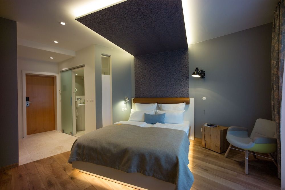 Hotel Gude Double Room (Category M) 4