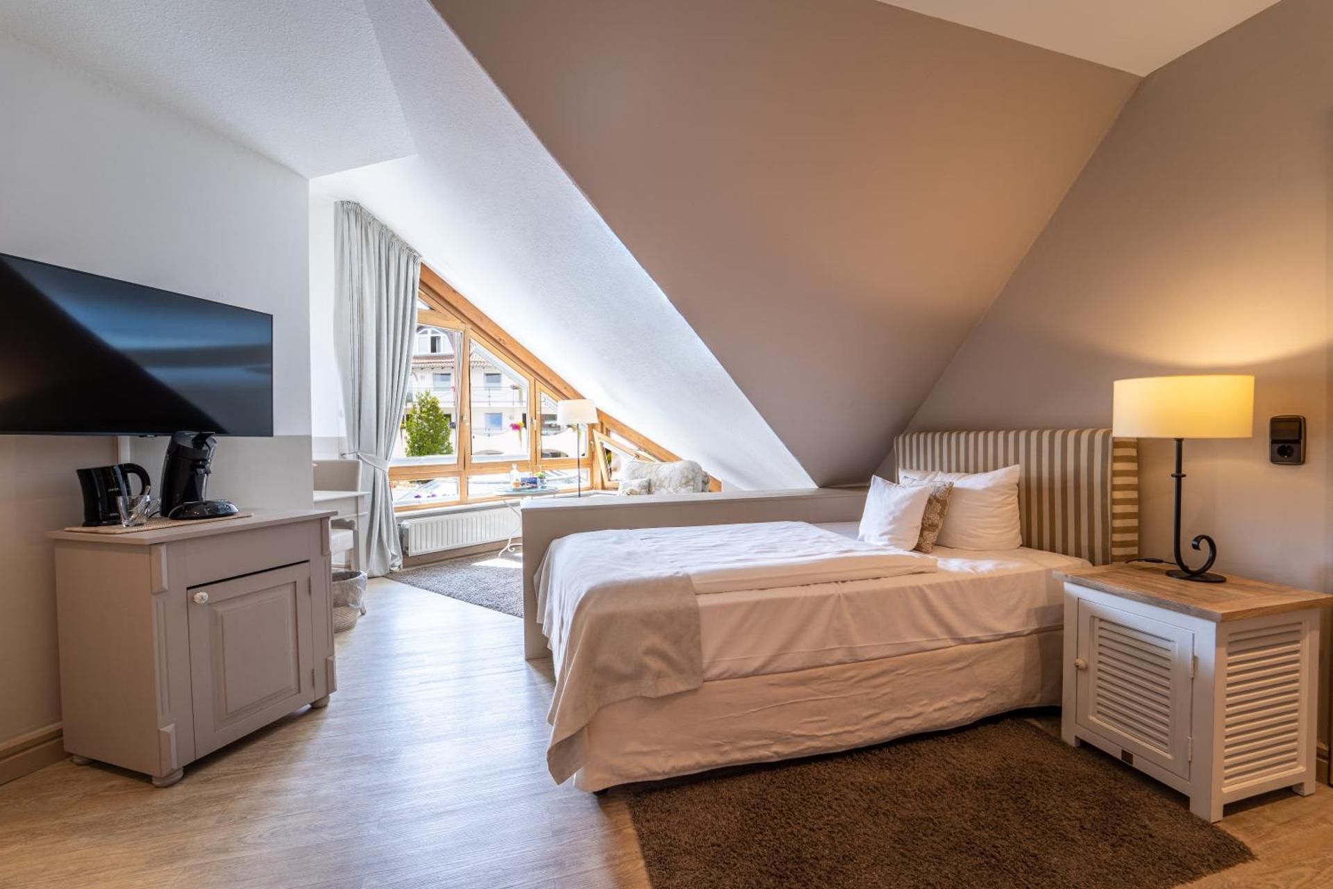 Romantischer Winkel RoLigio & Wellness Resort Single Room