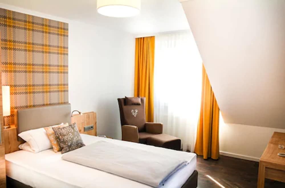 Premium Single Room