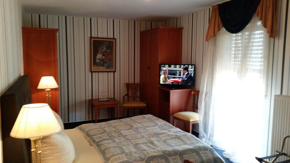Standard Double Room, 1 Queen Bed, Balcony