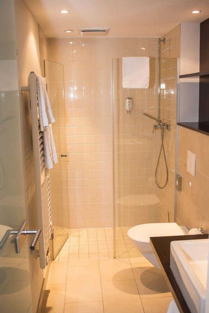 AVITAL Resort Winterberg Deluxe Double Room, 1 King Bed 3