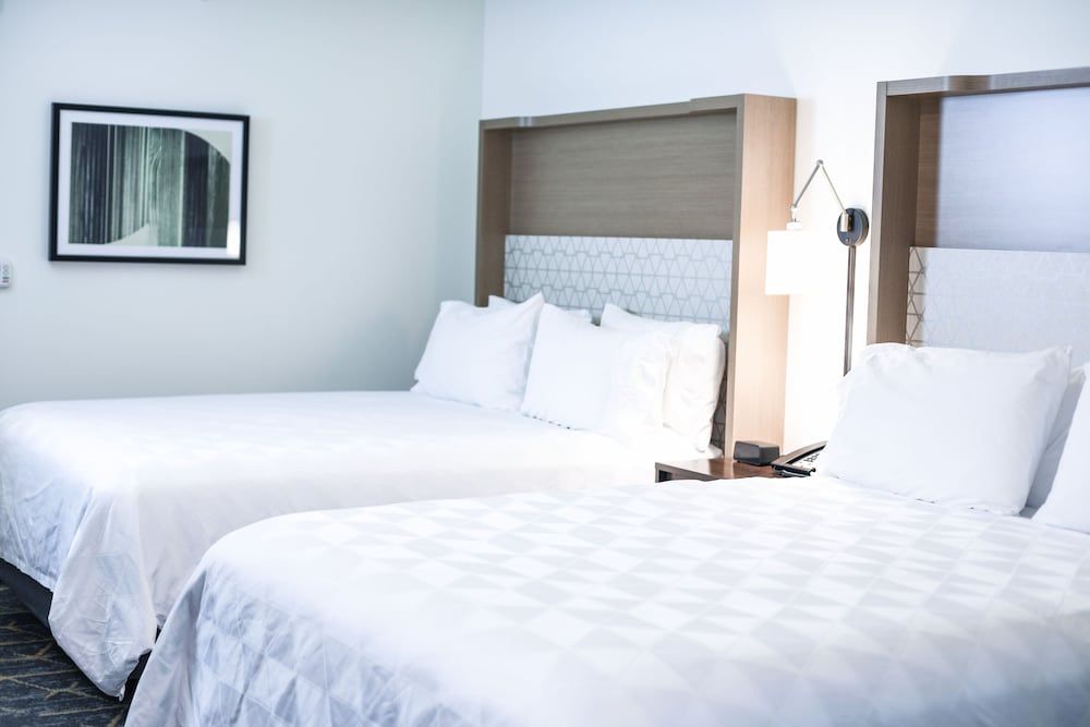 Suite, 1 Bedroom, Courtyard View