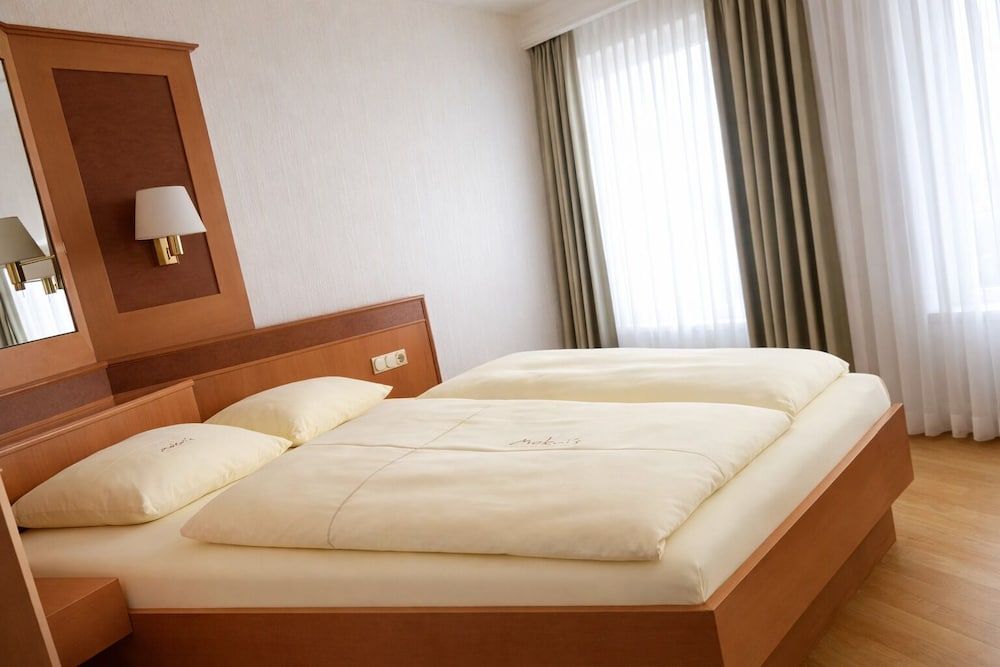 Double Room (Rossini)