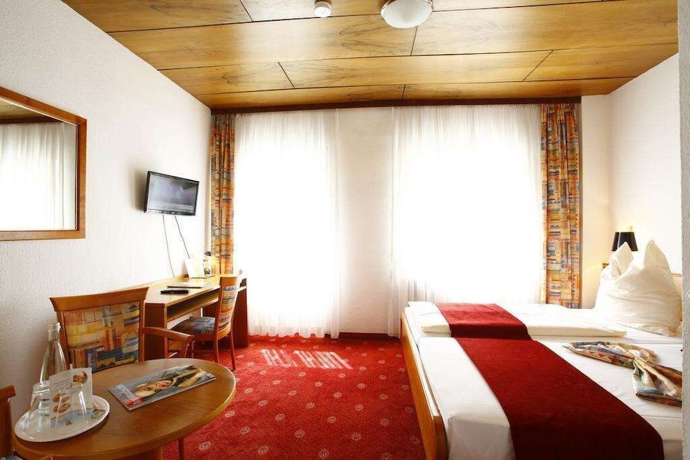 Arthotel ANA Eden Karlsruhe Standard Double Room 10