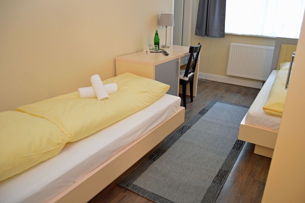 undefined Hotel Jeta 3