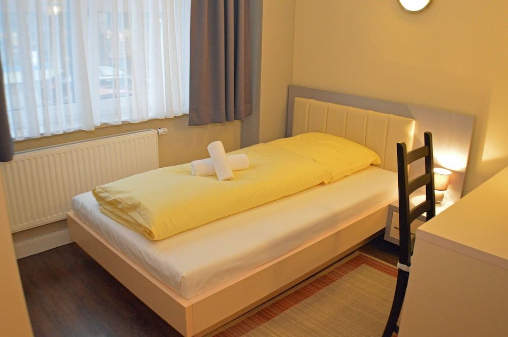 undefined Hotel Jeta 4