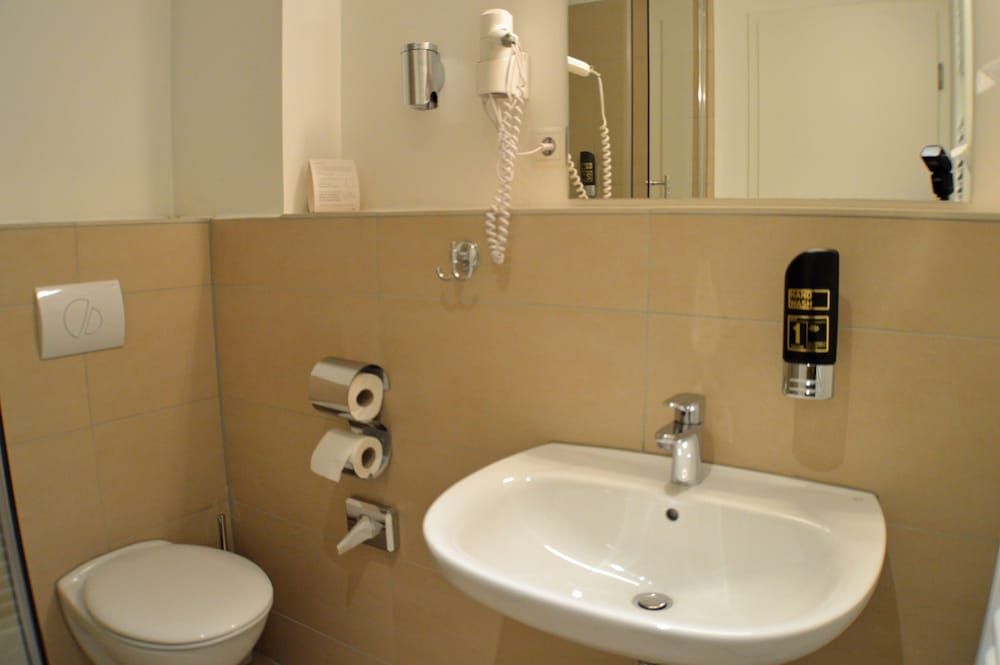 Hotel Jeta Comfort Double Room 32