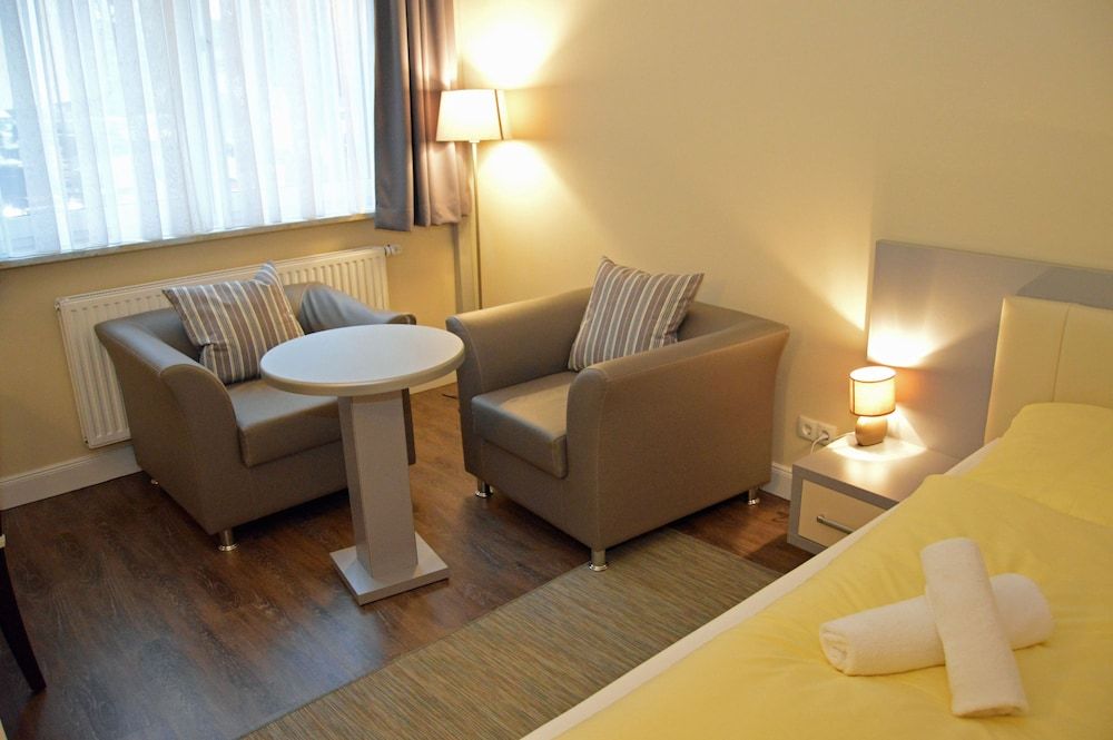 Hotel Jeta Comfort Double Room 14