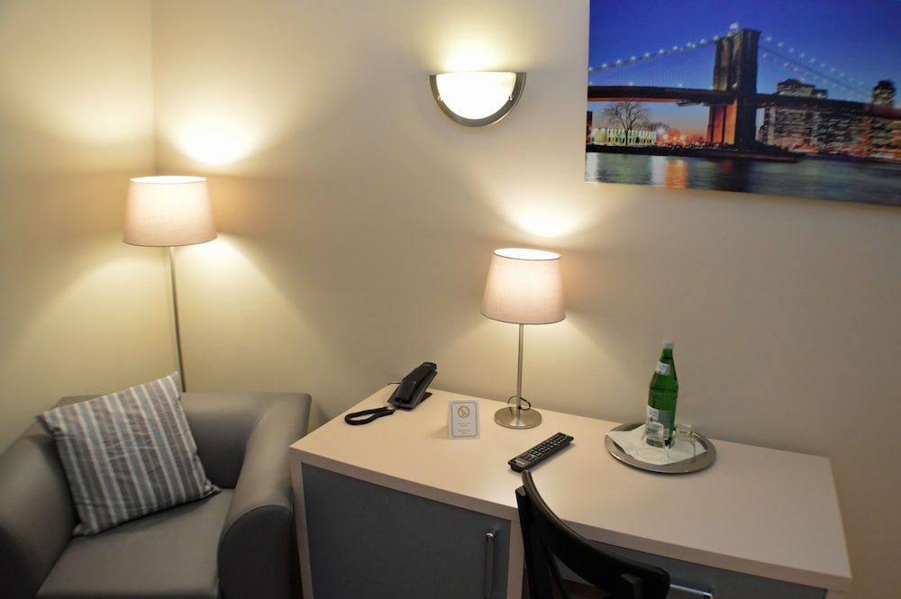 Hotel Jeta Comfort Double Room 18