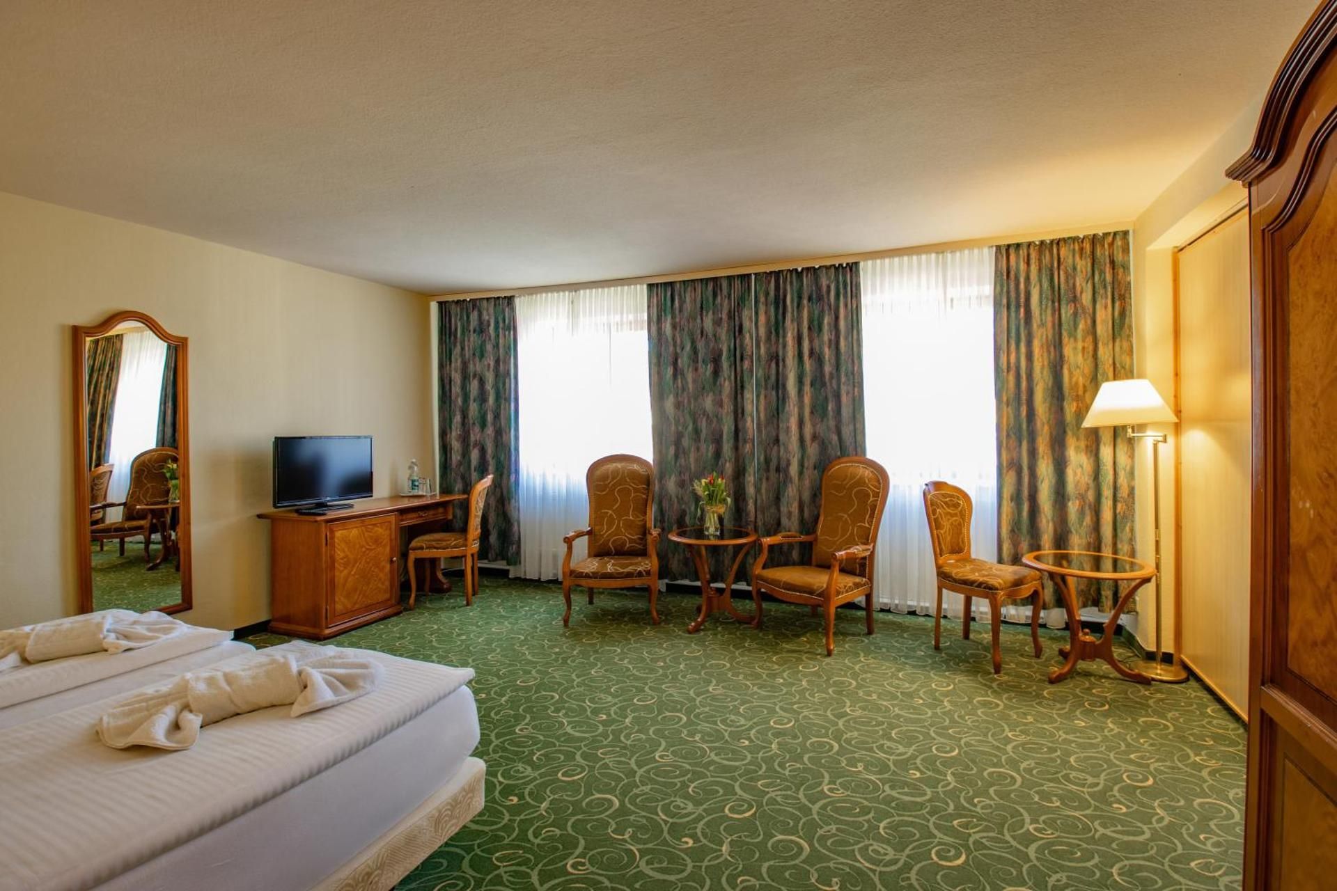 Erzgebirgshotel Freiberger Hohe Quadruple Room 3