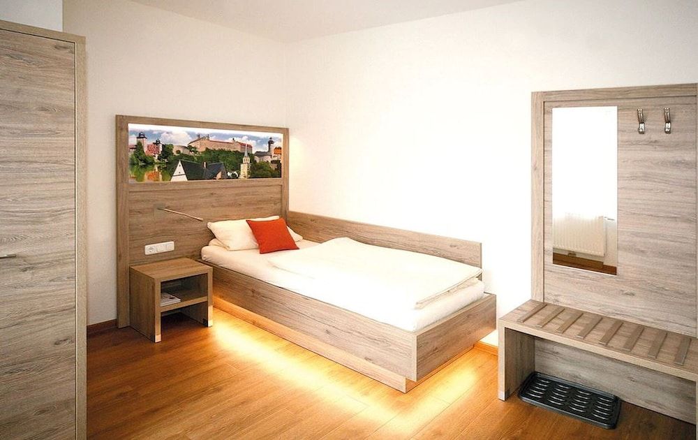 Hotel Ertl Single Room 3