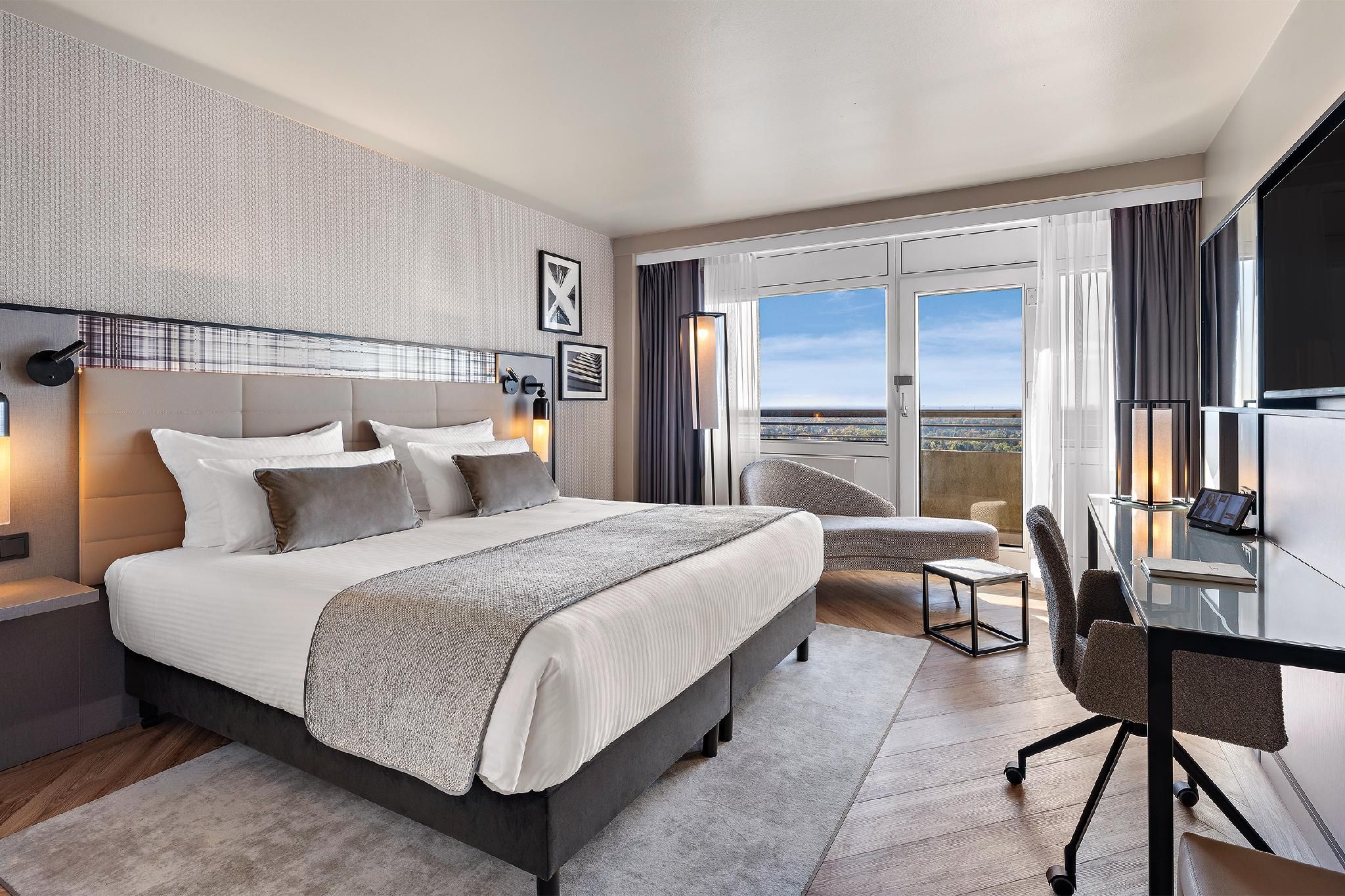 Executive Room
