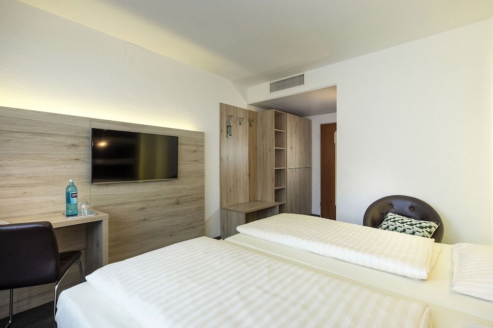 Michel Hotel Hodenhagen Business Double Room 5