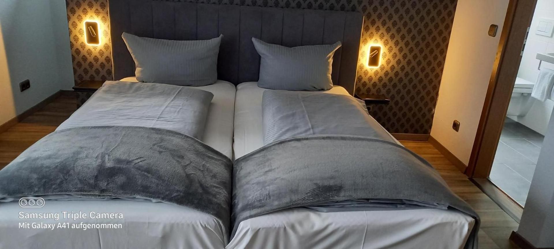 Lieth Hotel Grünreich Double Room with Balcony 2