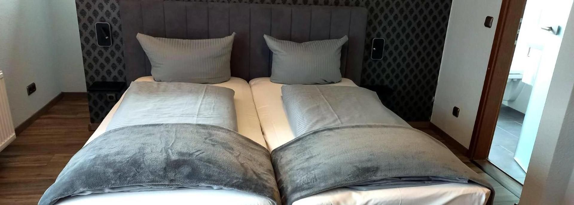 Lieth Hotel Grünreich Double Room with Balcony