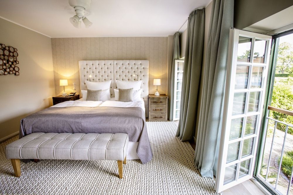 Junior Suite, park view
