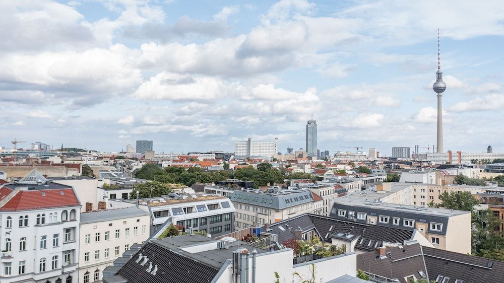 The Circus Hostel Economy Double Room, Shared Bathroom 3