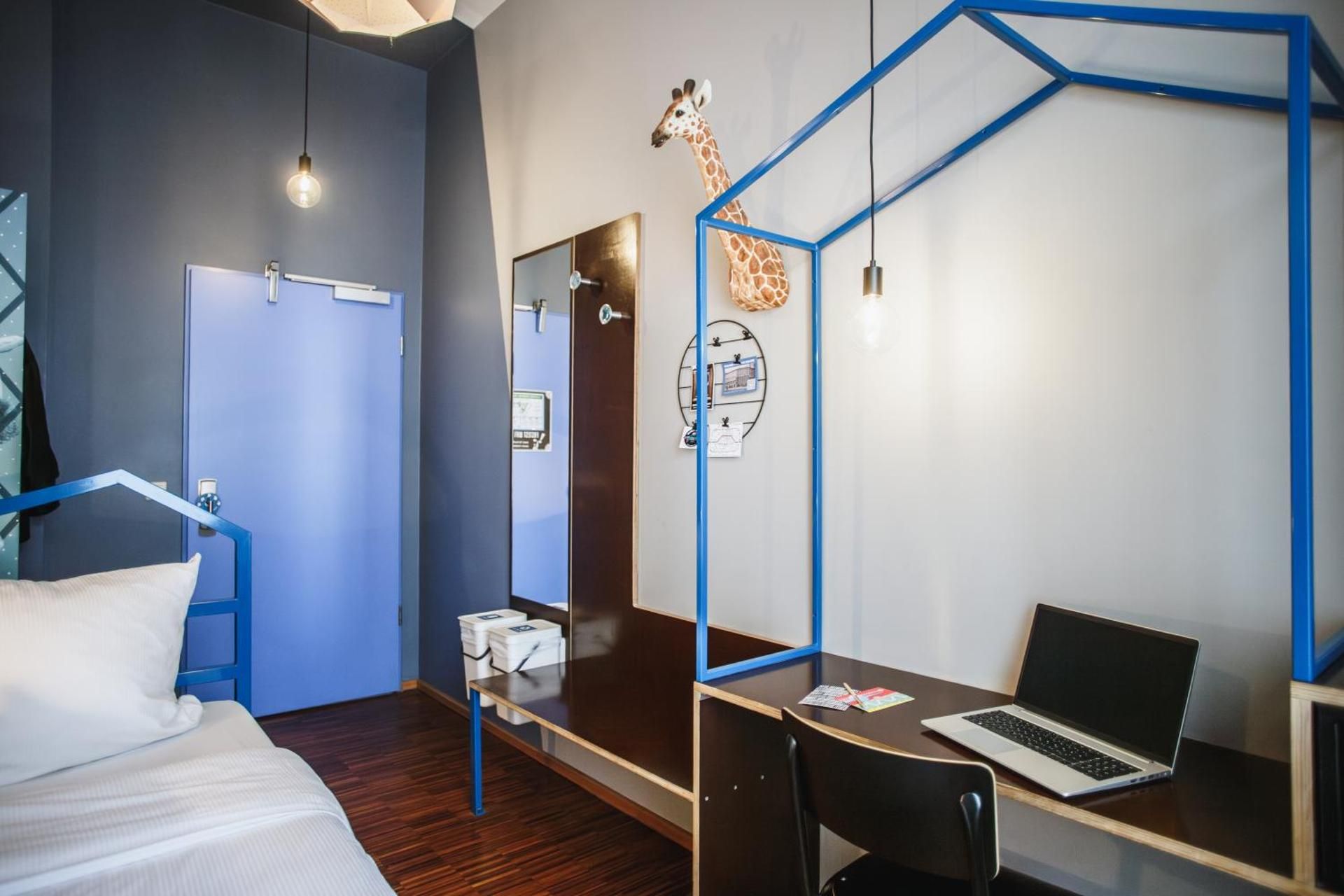 Single Room with Shared Bathroom