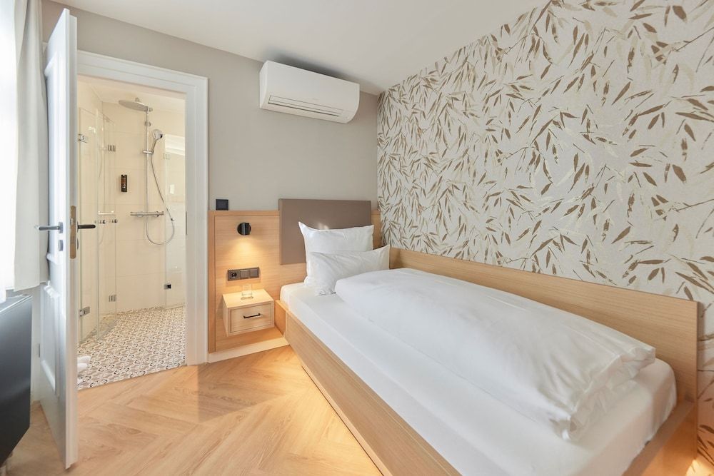 Hotel Württemberger Hof Standard plus single room