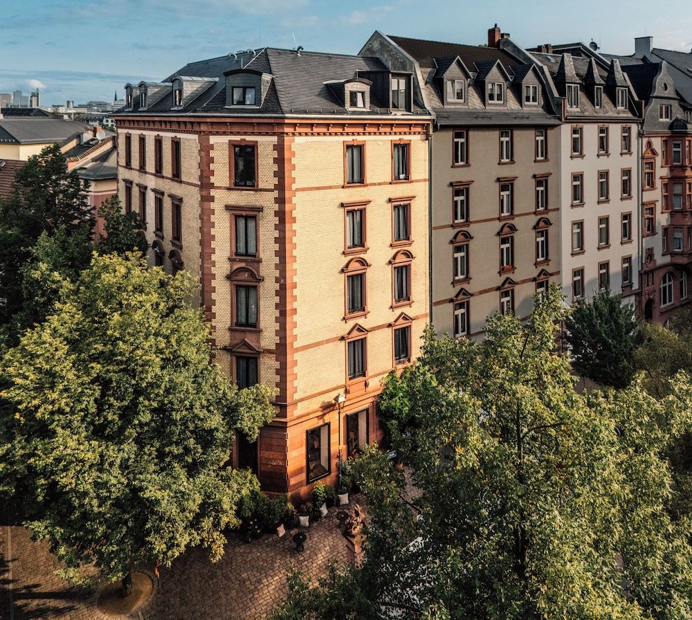 undefined Libertine Lindenberg