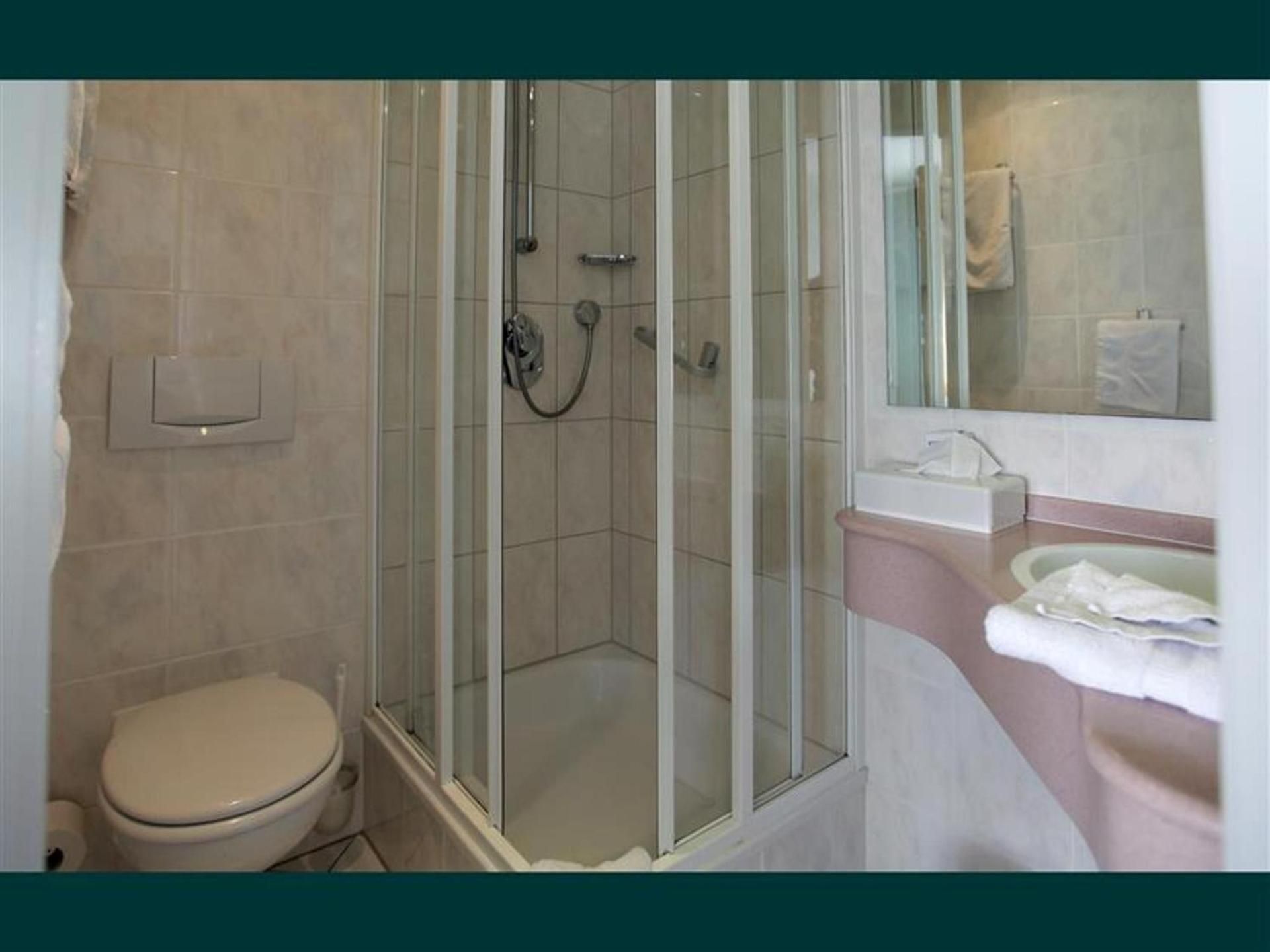 Hotel Villa Tummelchen Double Room 3