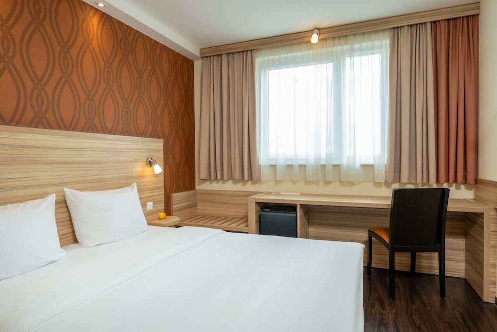 Classic Double Room
