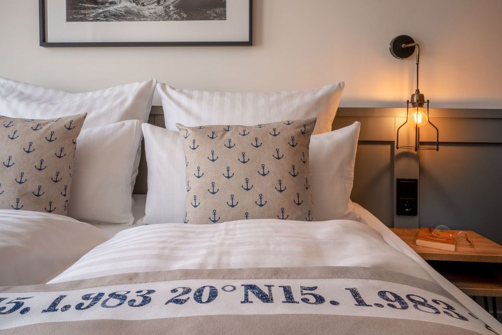 Hotel Yachtclub Economy Room