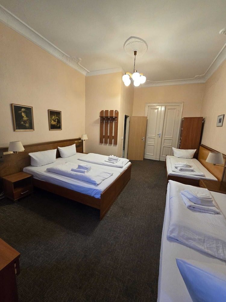 undefined Hotel Pension Arche 2