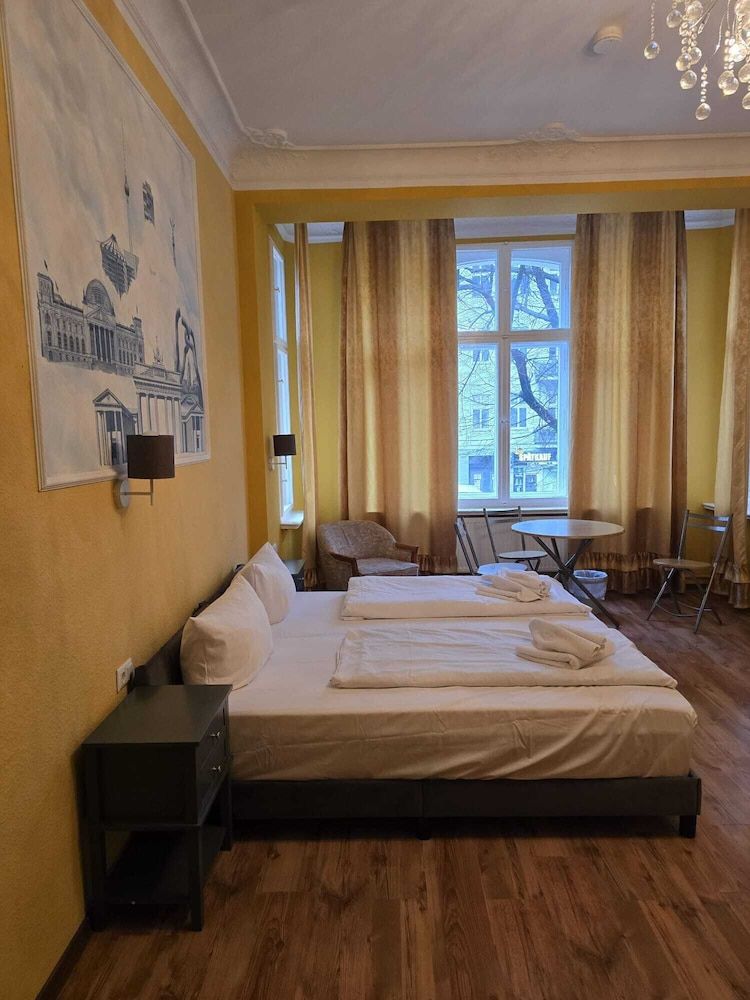 undefined Hotel Pension Arche 7