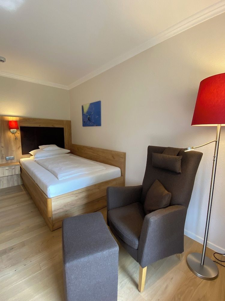Hotel Sonnenhügel Standard Single Room 2