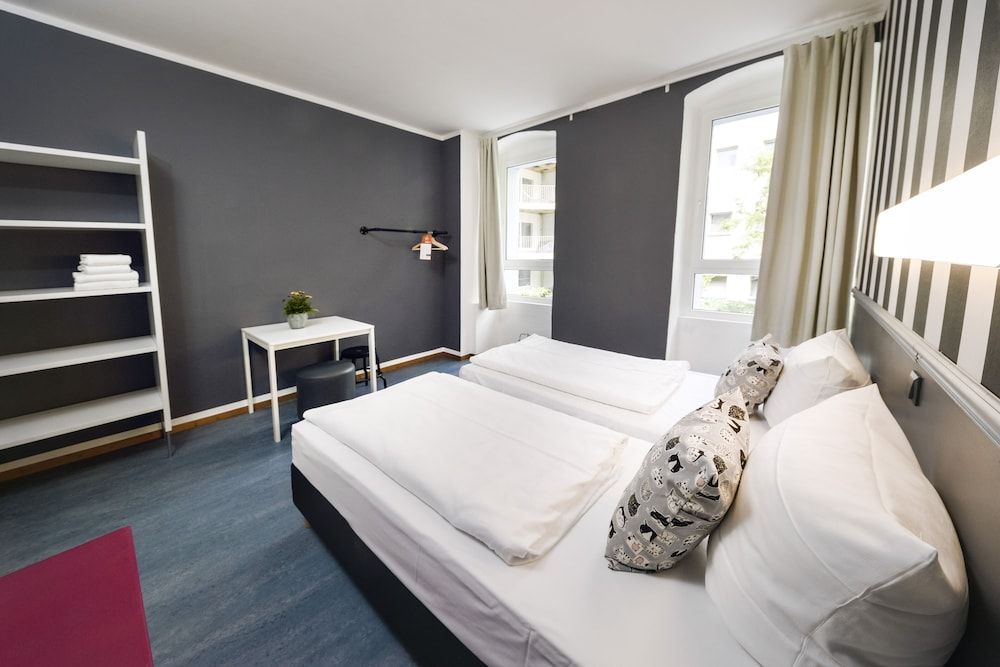 Old Town Hostel Berlin Double Room, Shared Bathroom 21