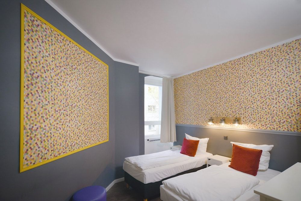 Old Town Hostel Berlin Double Room, Shared Bathroom 38